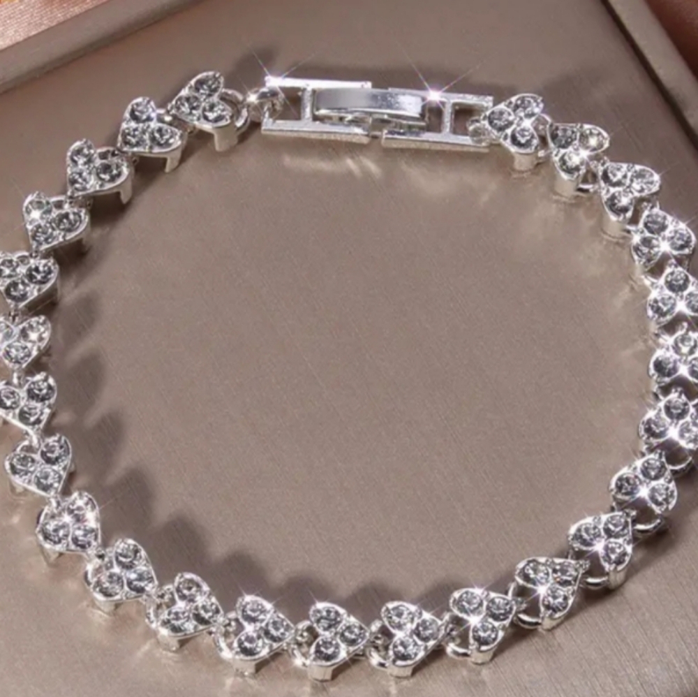 Silver Heart Rhinestone Bracelet New